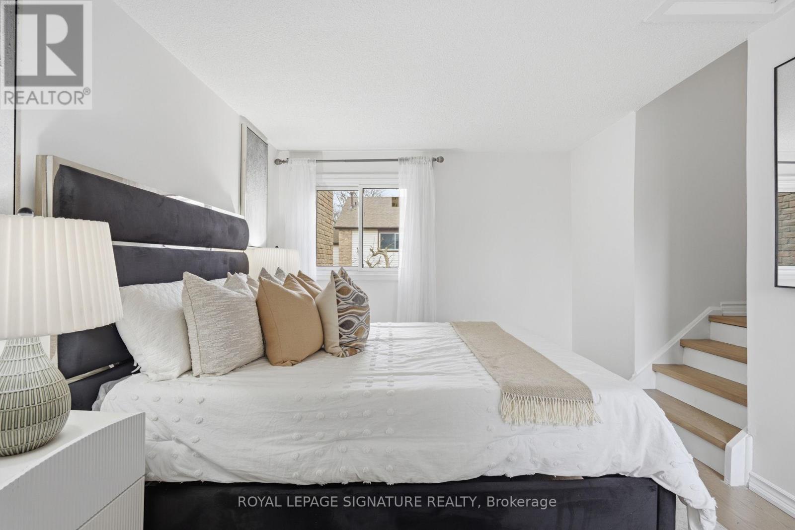 26 - 50 Silverbell Grove, Toronto (malvern), Ontario