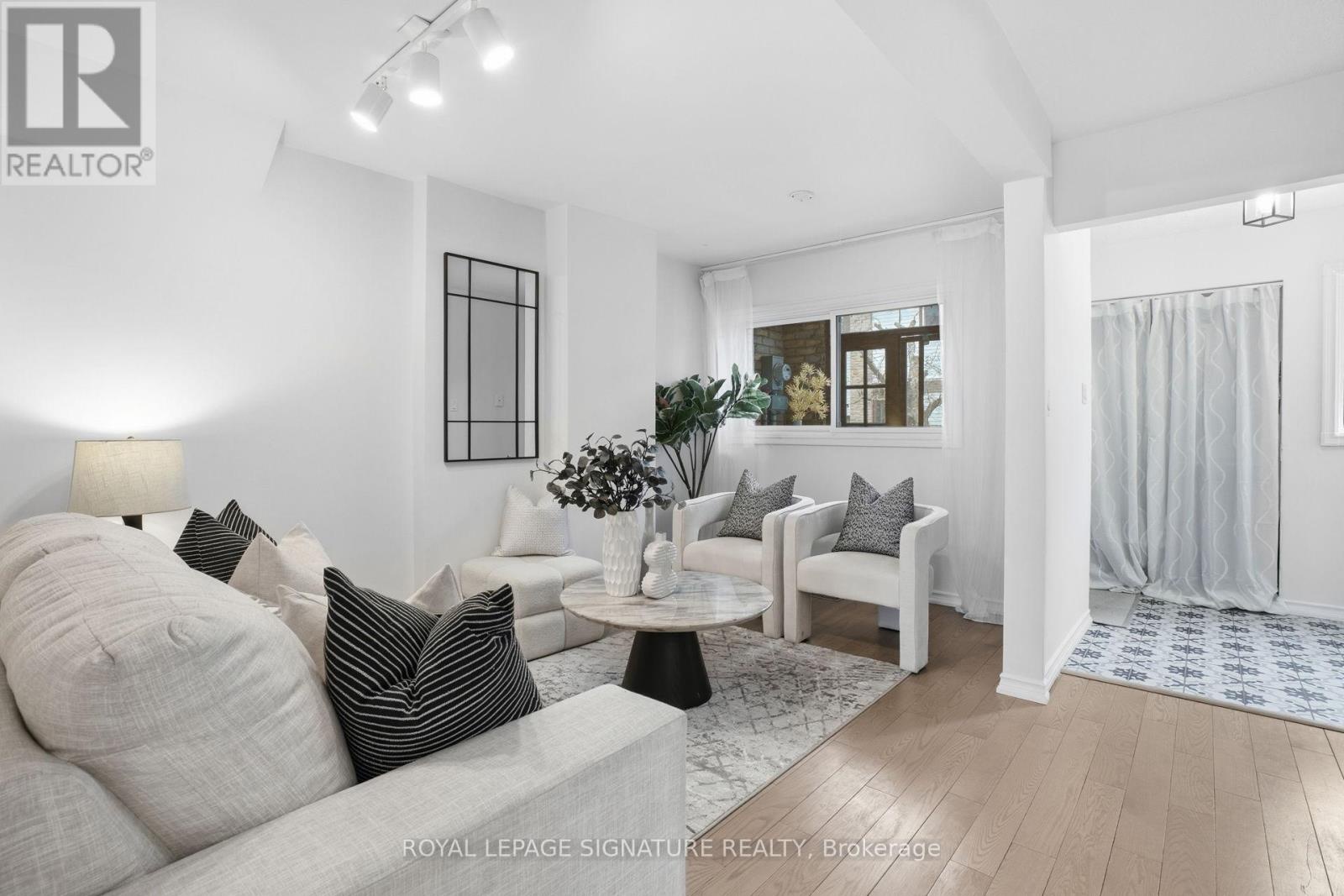 26 - 50 Silverbell Grove, Toronto (malvern), Ontario