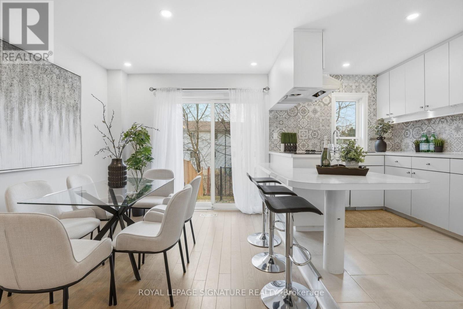 26 - 50 Silverbell Grove, Toronto (malvern), Ontario