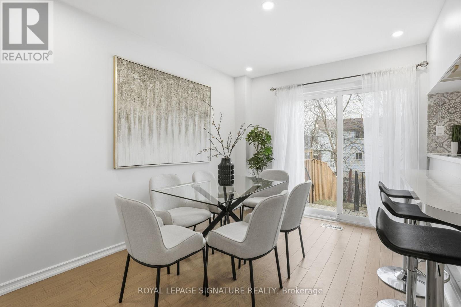 26 - 50 Silverbell Grove, Toronto (malvern), Ontario