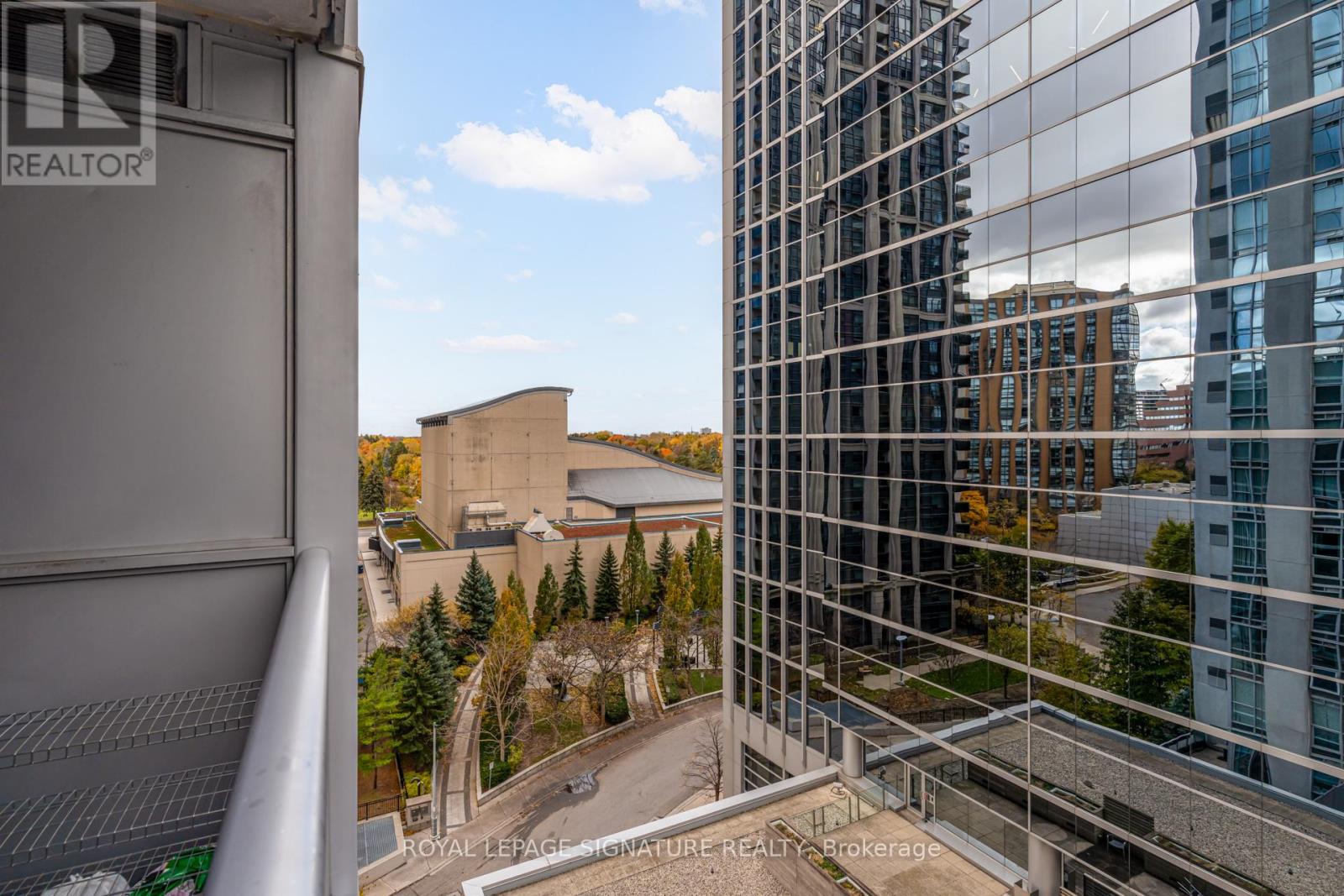 1011 - 4978 Yonge Street, Toronto (lansing-westgate), Ontario