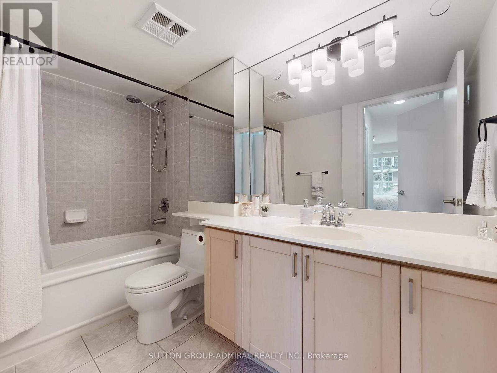 321 - 1000 King Street W, Toronto (niagara), Ontario