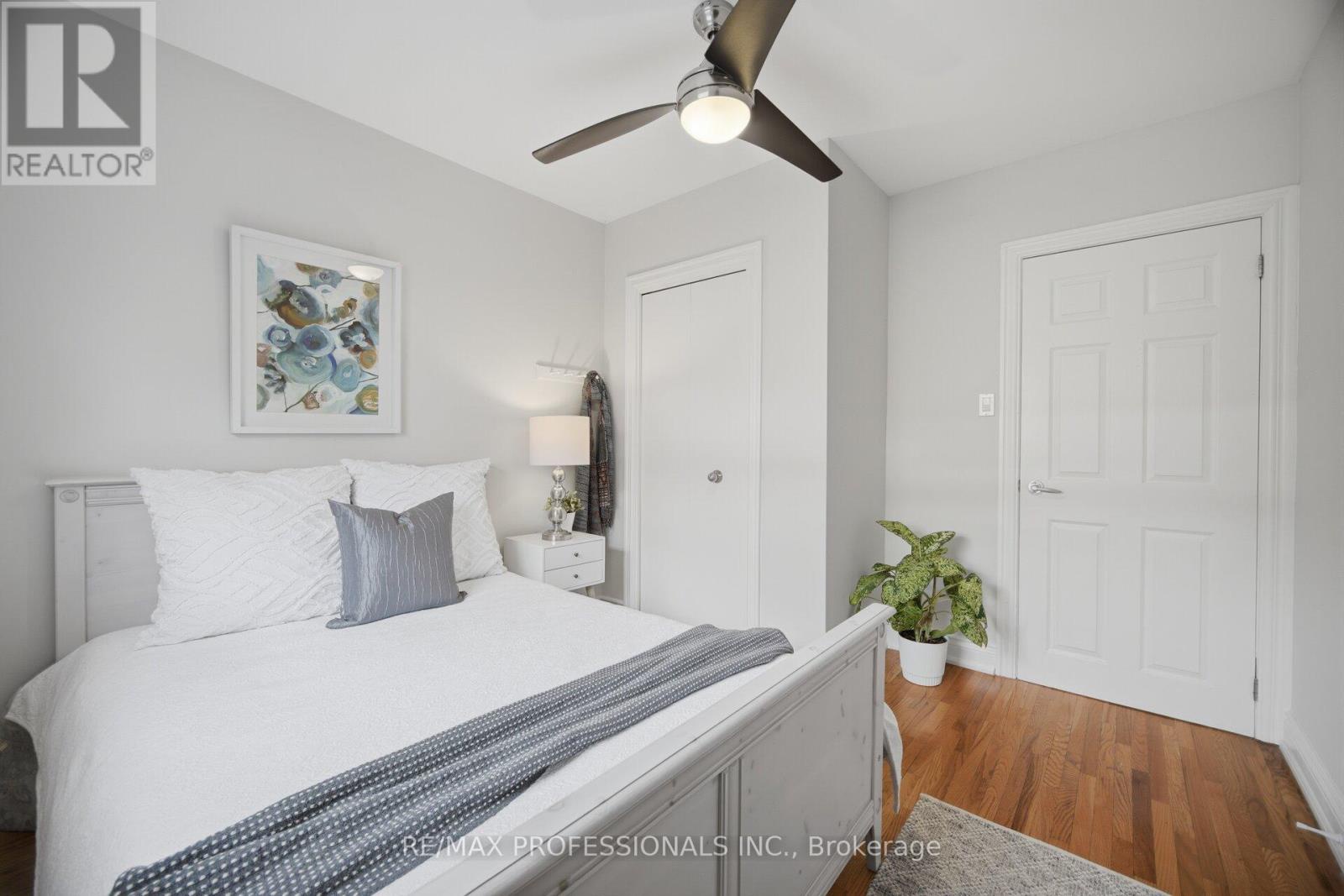 2 Thicket Road, Toronto (markland Wood), Ontario