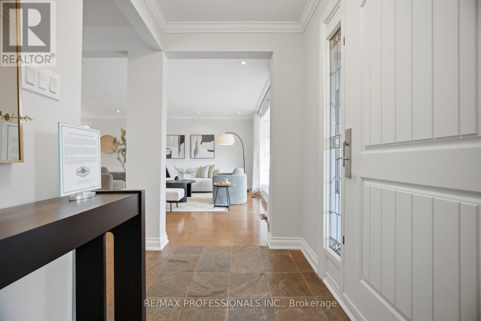 2 Thicket Road, Toronto (markland Wood), Ontario