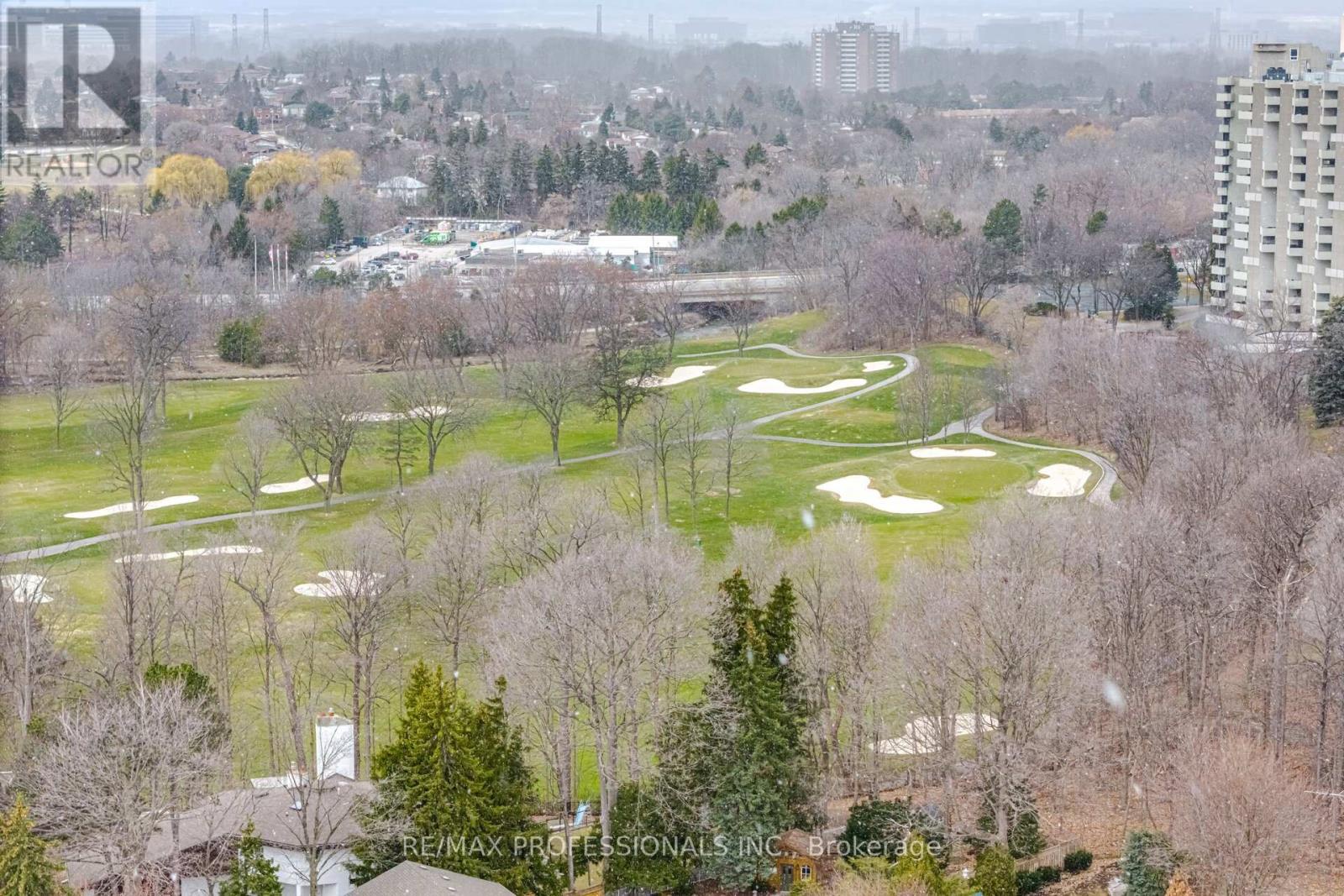 2 Thicket Road, Toronto (markland Wood), Ontario