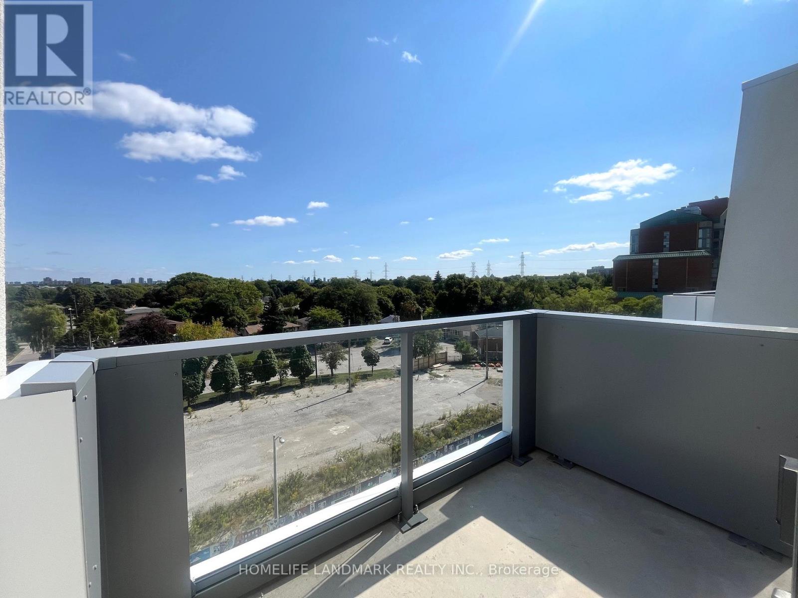 N632 - 7 Golden Lion Heights, Toronto (newtonbrook East), Ontario