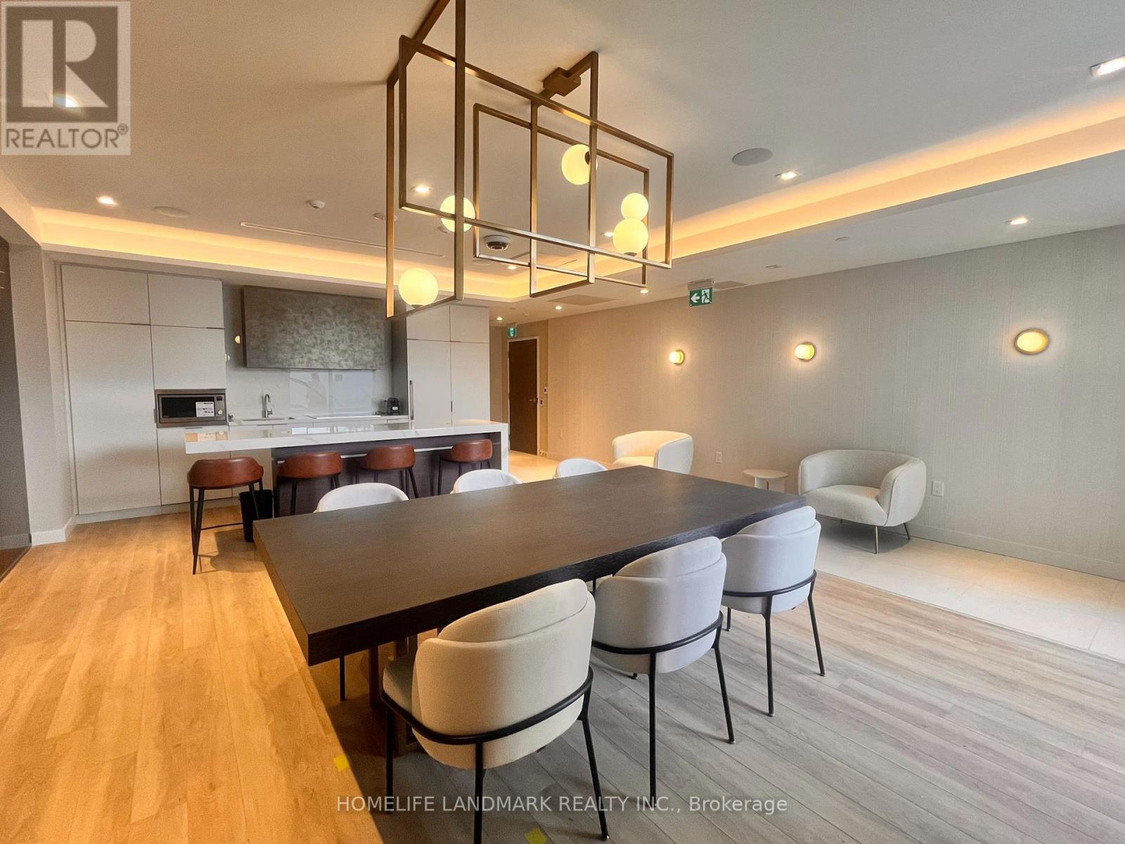 N632 - 7 Golden Lion Heights, Toronto (newtonbrook East), Ontario