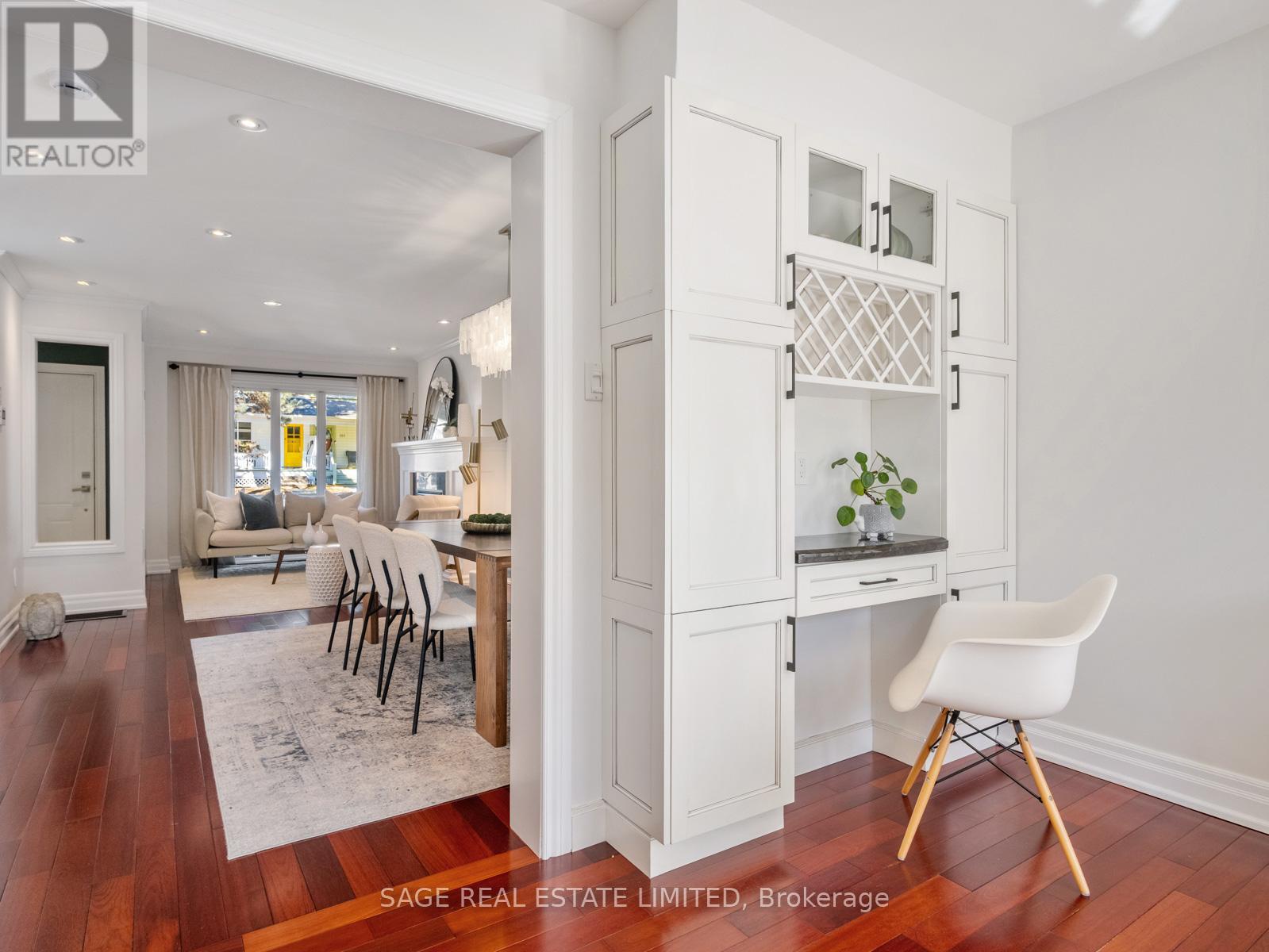 137 Willow Avenue, Toronto (the Beaches), Ontario