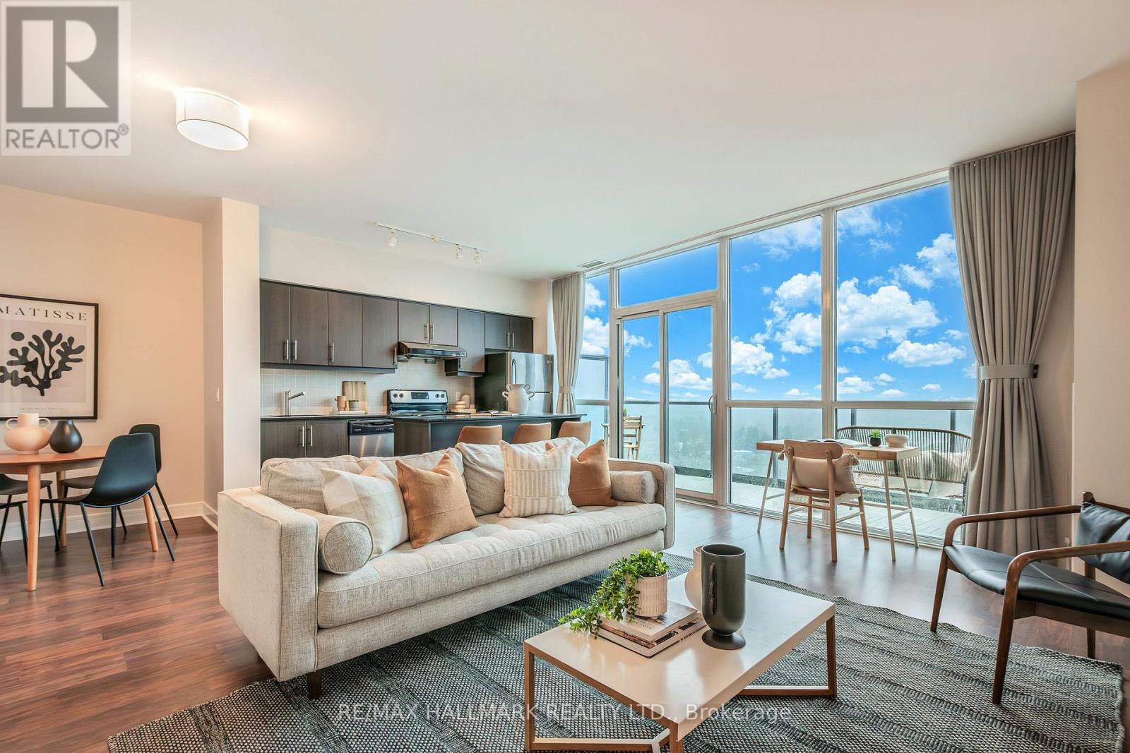 Ph2 - 35 Brian Peck Crescent, Toronto (thorncliffe Park), Ontario