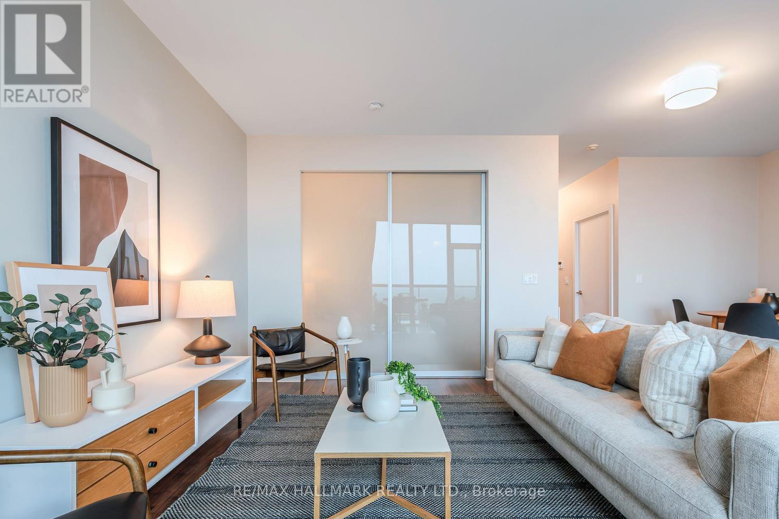 Ph2 - 35 Brian Peck Crescent, Toronto (thorncliffe Park), Ontario