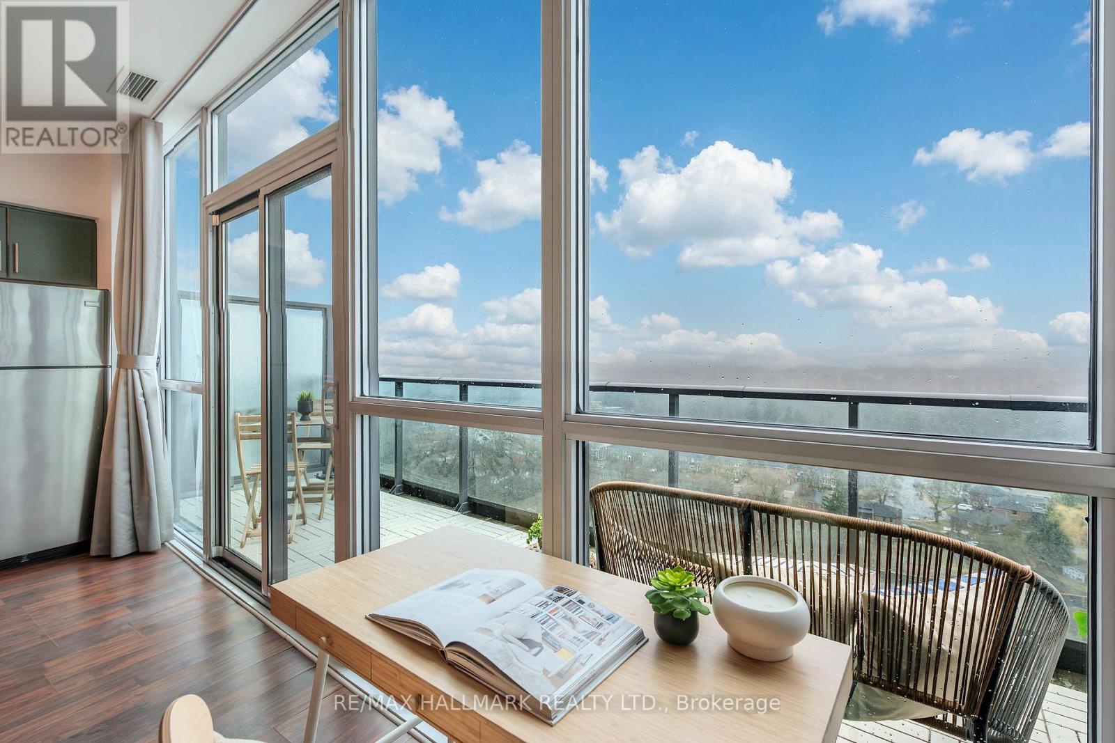 Ph2 - 35 Brian Peck Crescent, Toronto (thorncliffe Park), Ontario