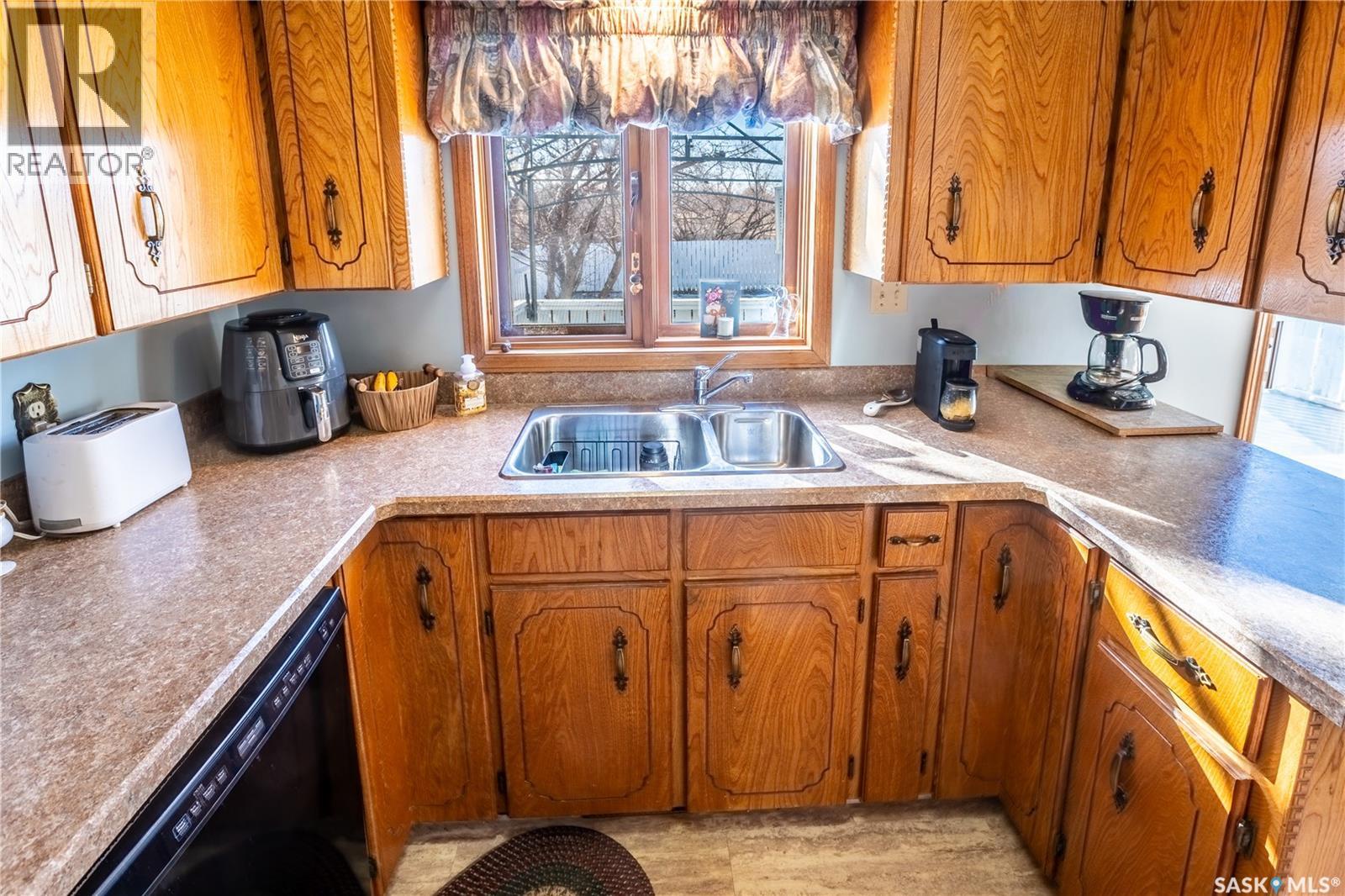 89 Calypso Drive, Moose Jaw, Saskatchewan