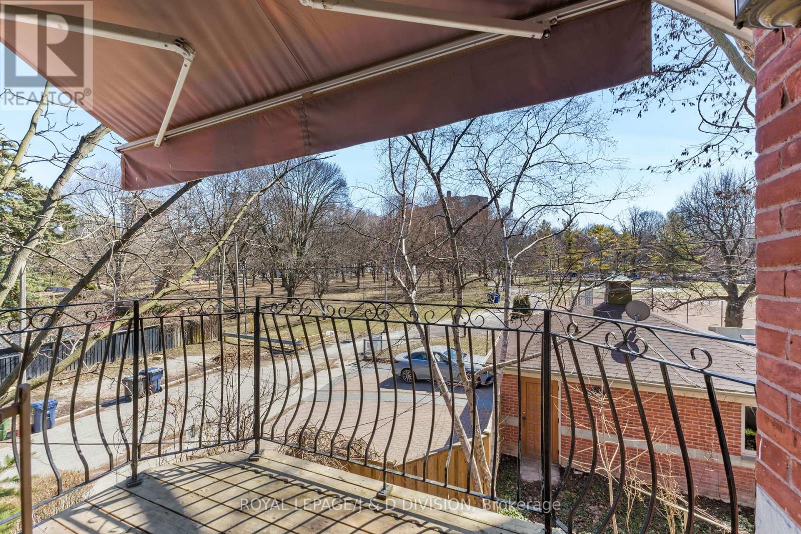 77 Chaplin Crescent, Toronto (yonge-eglinton), Ontario