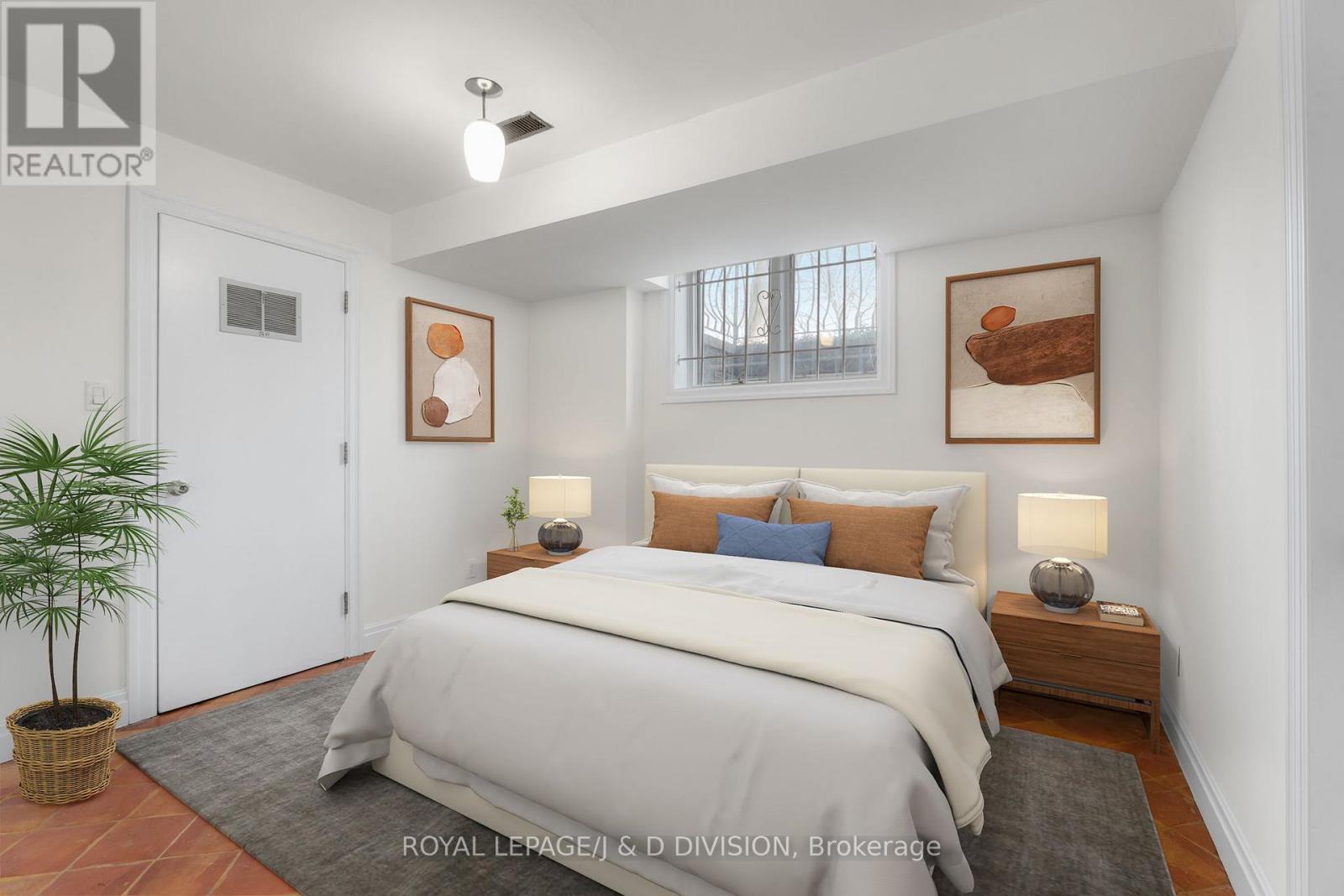 77 Chaplin Crescent, Toronto (yonge-eglinton), Ontario