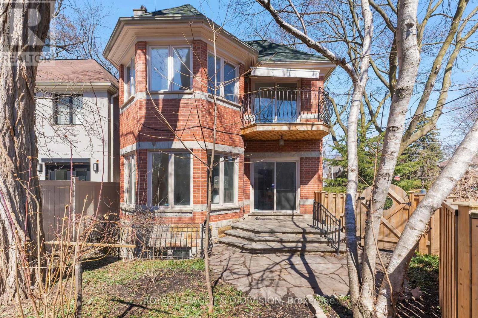 77 Chaplin Crescent, Toronto (yonge-eglinton), Ontario