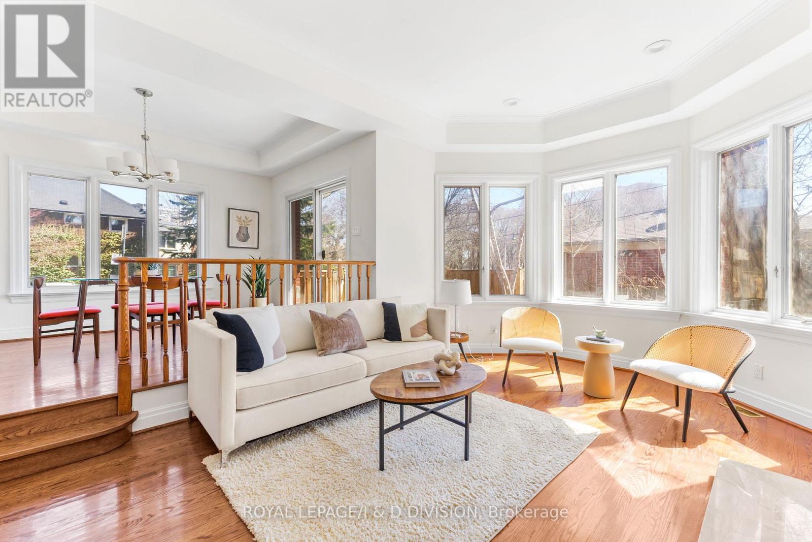 77 Chaplin Crescent, Toronto (yonge-eglinton), Ontario