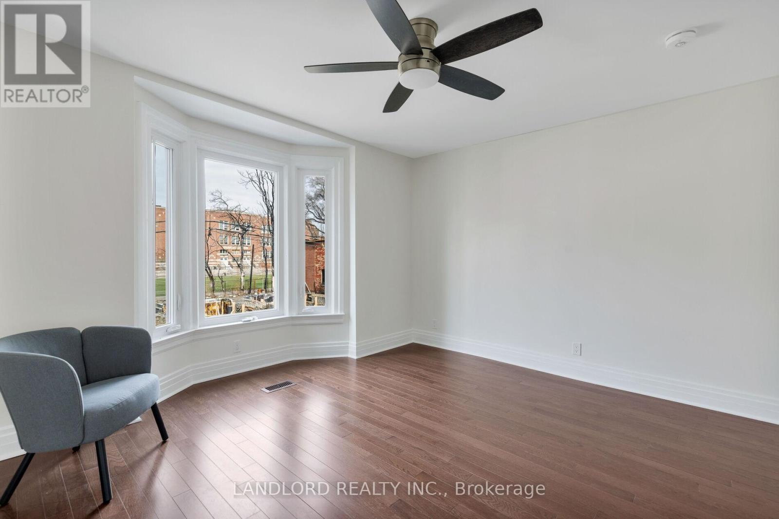 107a Scollard Street, Toronto (annex), Ontario