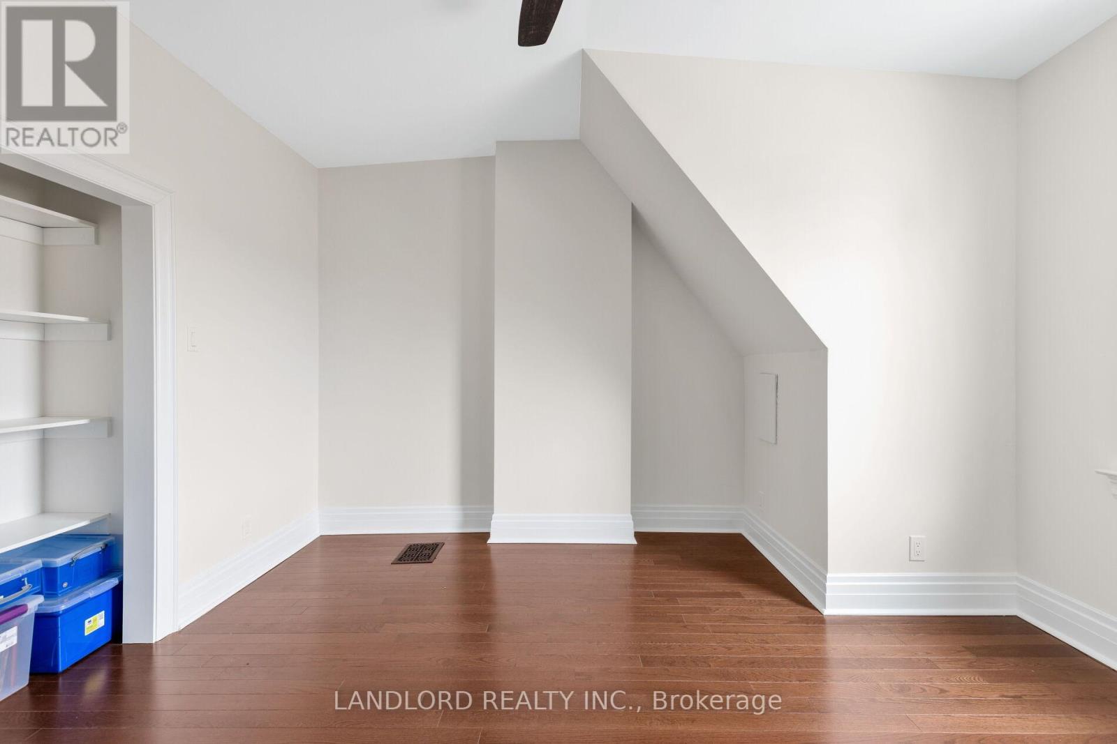 107a Scollard Street, Toronto (annex), Ontario