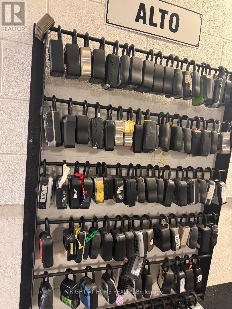 3710 - 55 Ann O'reilly Road, Toronto (henry Farm), Ontario