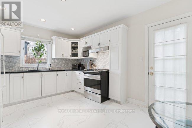 487 Runnymede Road, Toronto (runnymede-bloor West Village), Ontario