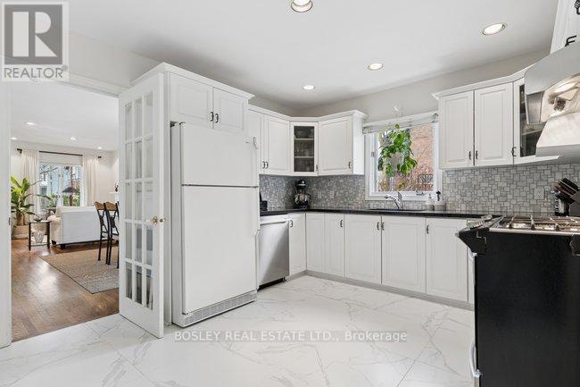 487 Runnymede Road, Toronto (runnymede-bloor West Village), Ontario