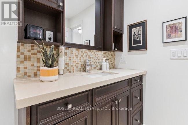 487 Runnymede Road, Toronto (runnymede-bloor West Village), Ontario