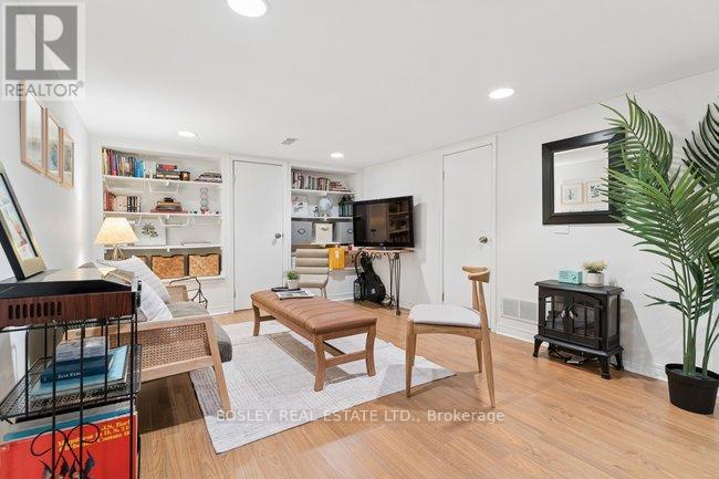 487 Runnymede Road, Toronto (runnymede-bloor West Village), Ontario