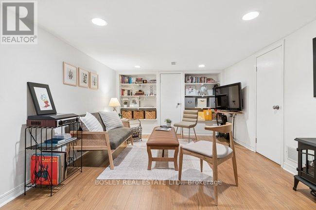 487 Runnymede Road, Toronto (runnymede-bloor West Village), Ontario