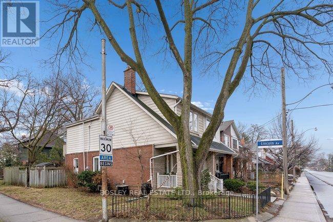 487 Runnymede Road, Toronto (runnymede-bloor West Village), Ontario