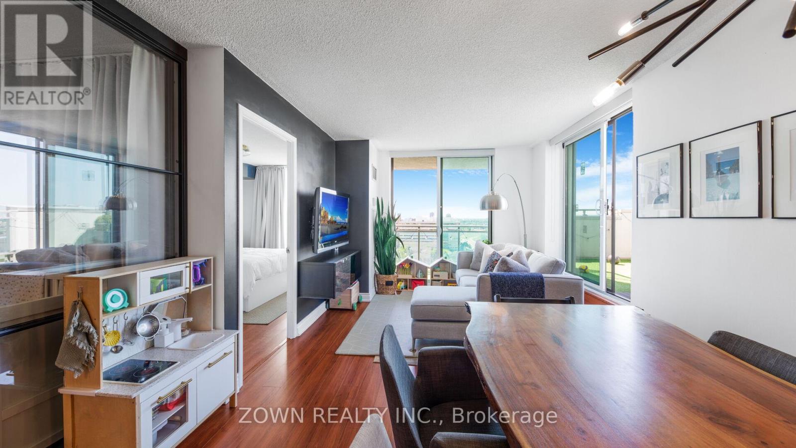 Lphi - 6 Rosebank Drive, Toronto (malvern), Ontario