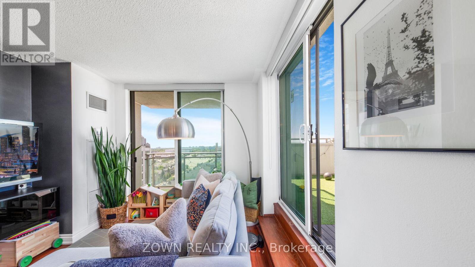 Lphi - 6 Rosebank Drive, Toronto (malvern), Ontario