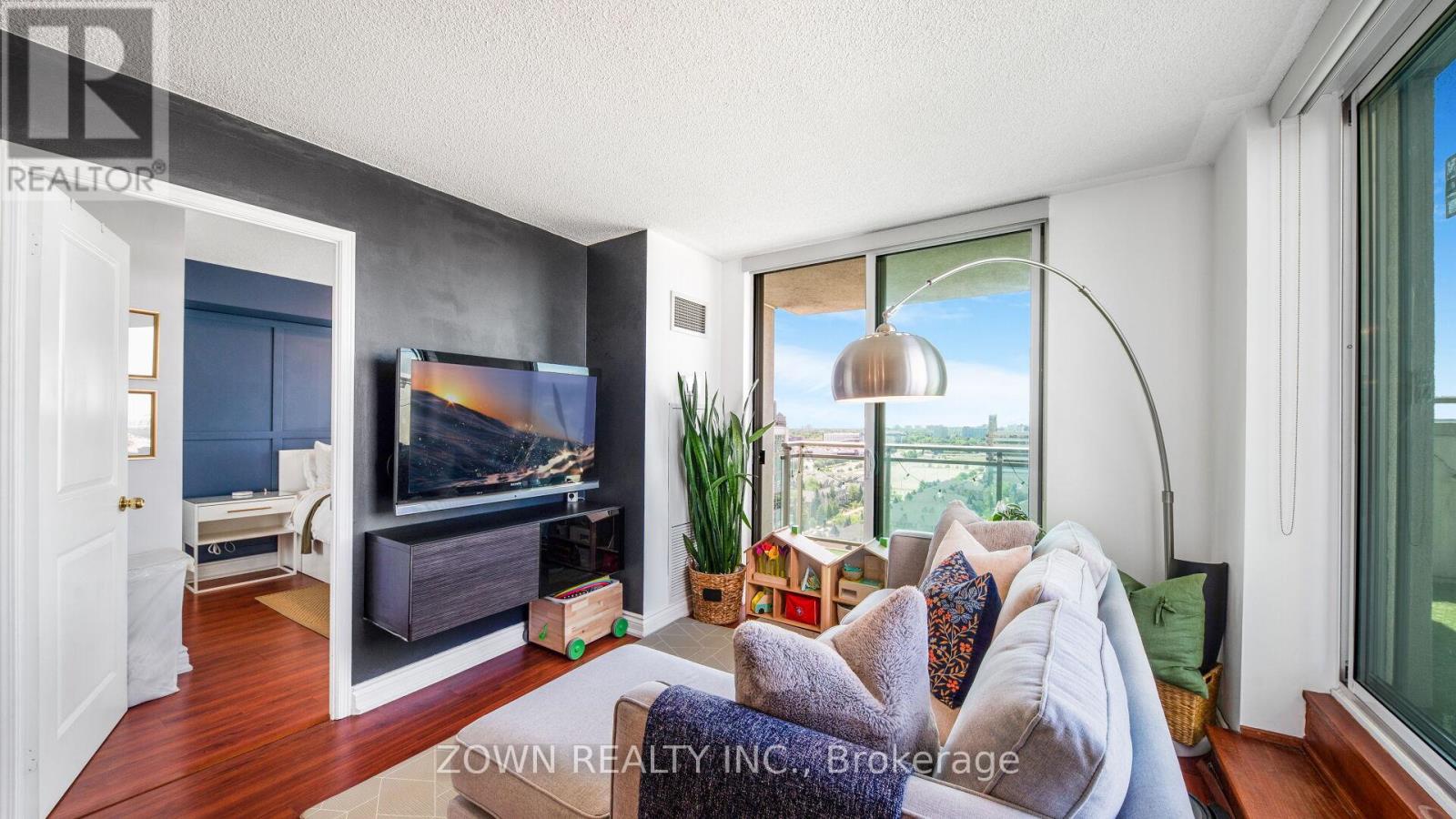 Lphi - 6 Rosebank Drive, Toronto (malvern), Ontario