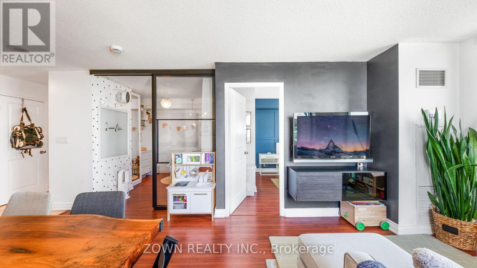 Lphi - 6 Rosebank Drive, Toronto (malvern), Ontario