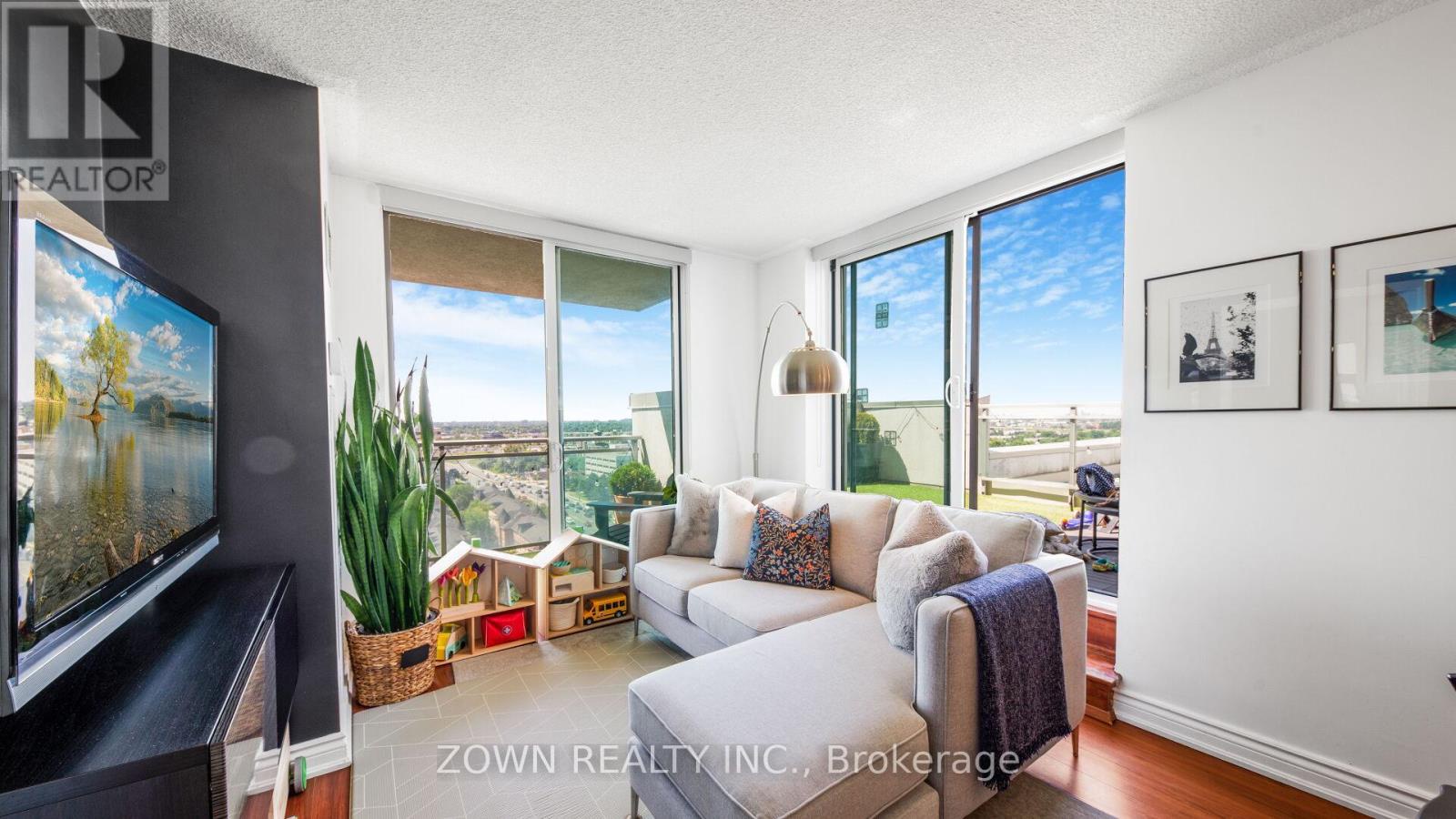 Lphi - 6 Rosebank Drive, Toronto (malvern), Ontario