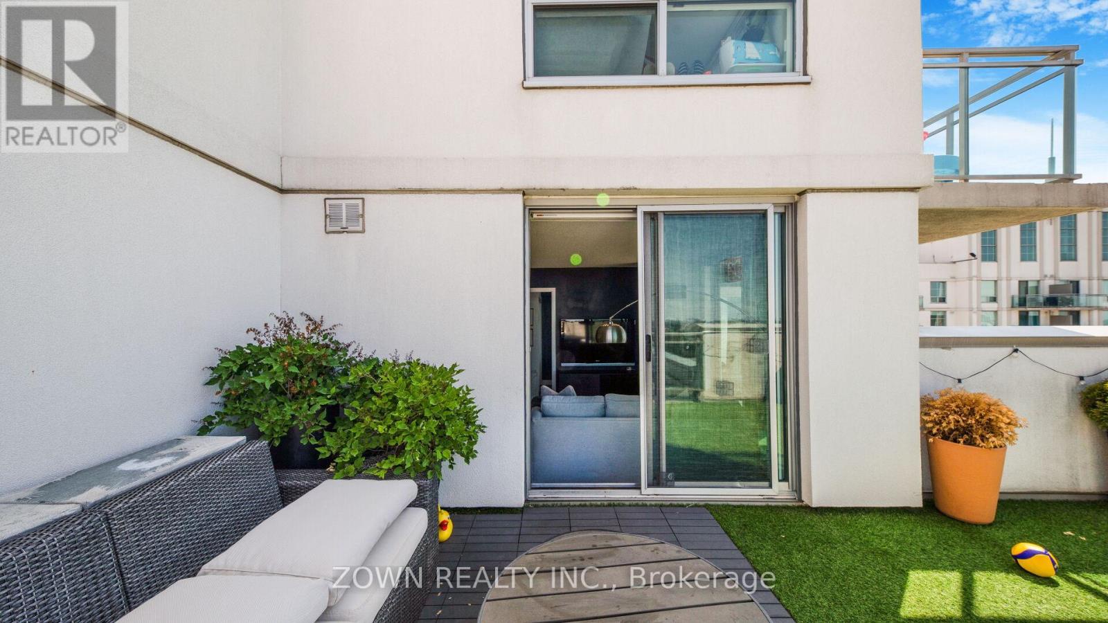 Lphi - 6 Rosebank Drive, Toronto (malvern), Ontario