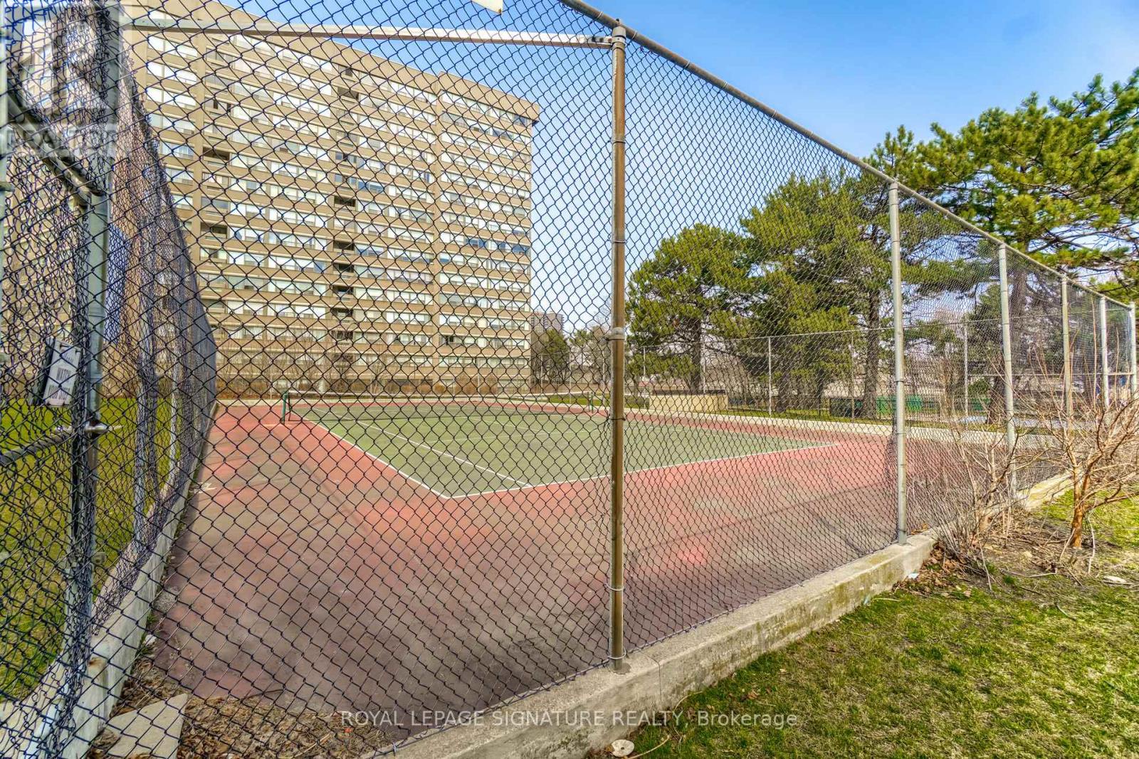 1212 - 451 The West Mall Drive, Toronto (etobicoke West Mall), Ontario