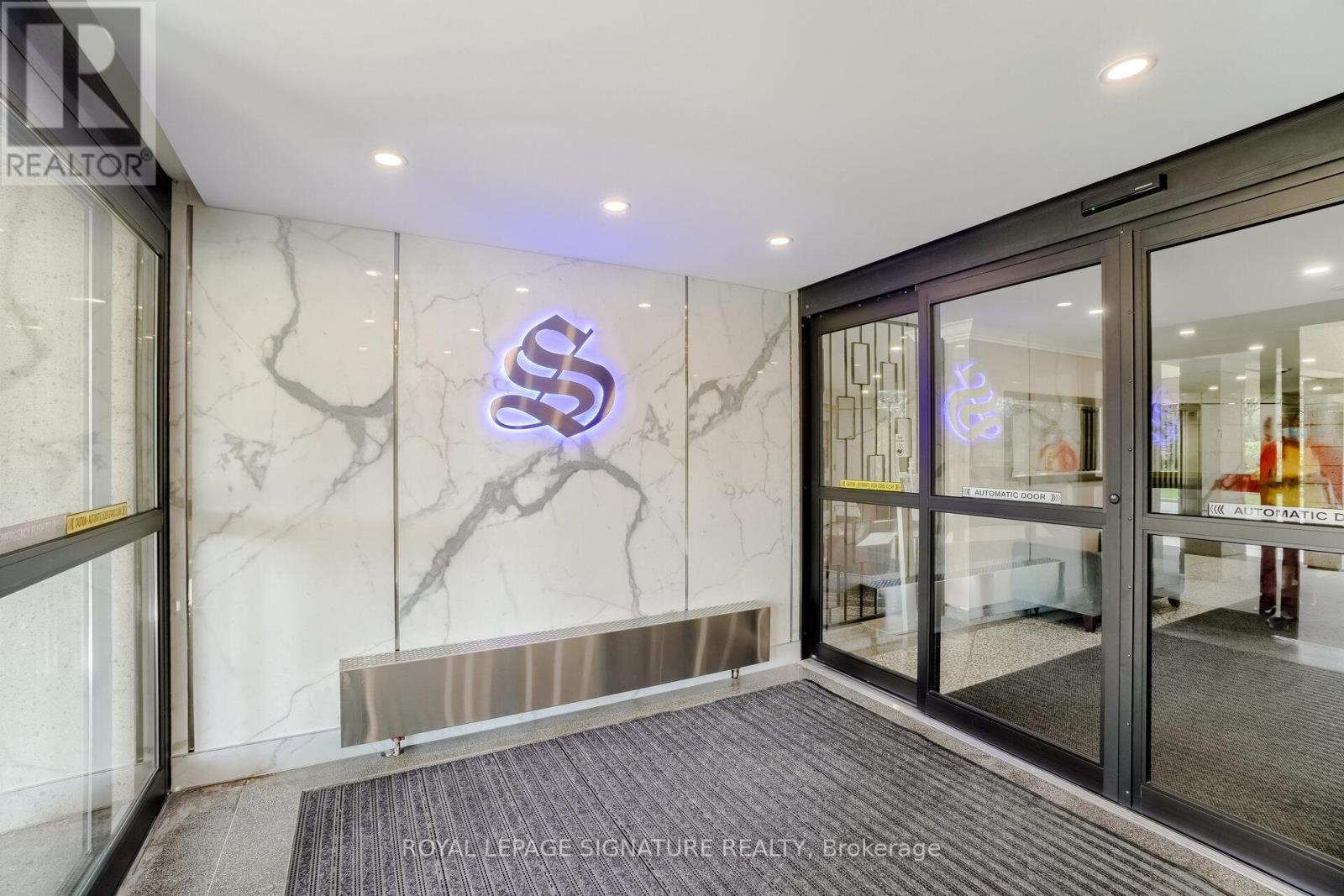 1212 - 451 The West Mall Drive, Toronto (etobicoke West Mall), Ontario