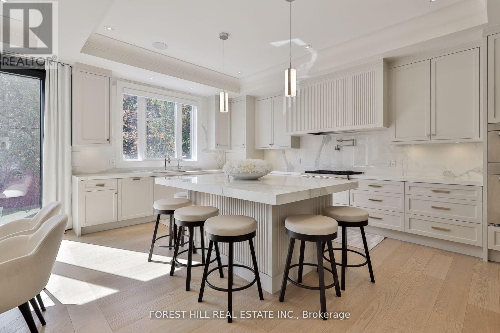 84 Botfield Avenue, Toronto (islington-city Centre West), Ontario