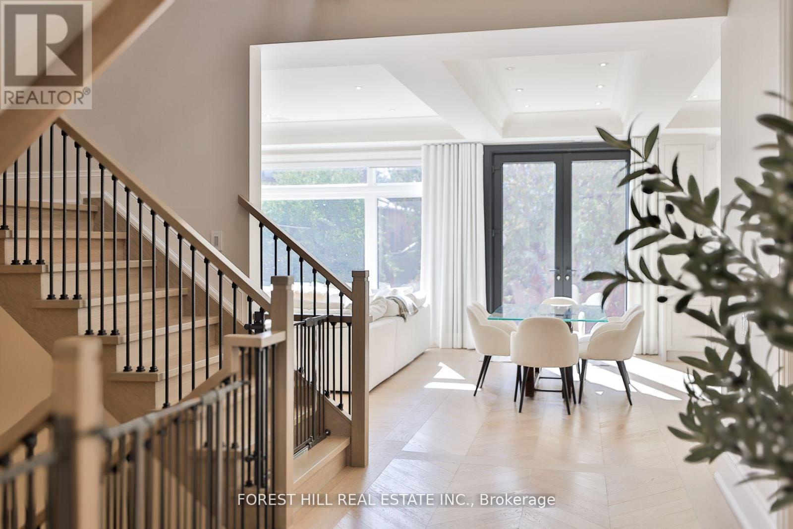 84 Botfield Avenue, Toronto (islington-city Centre West), Ontario