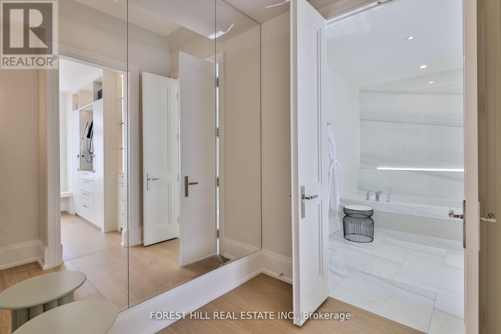 84 Botfield Avenue, Toronto (islington-city Centre West), Ontario