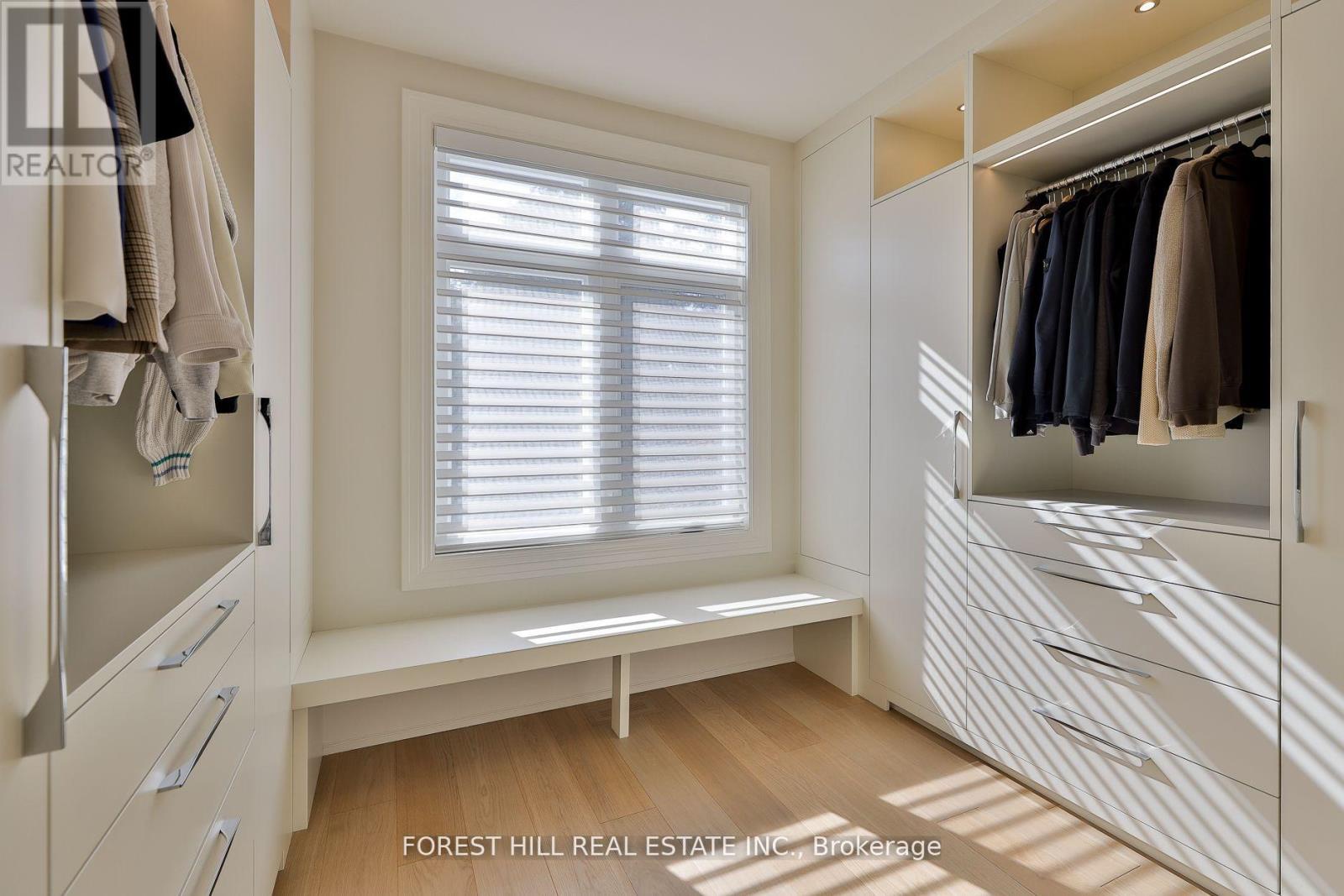 84 Botfield Avenue, Toronto (islington-city Centre West), Ontario