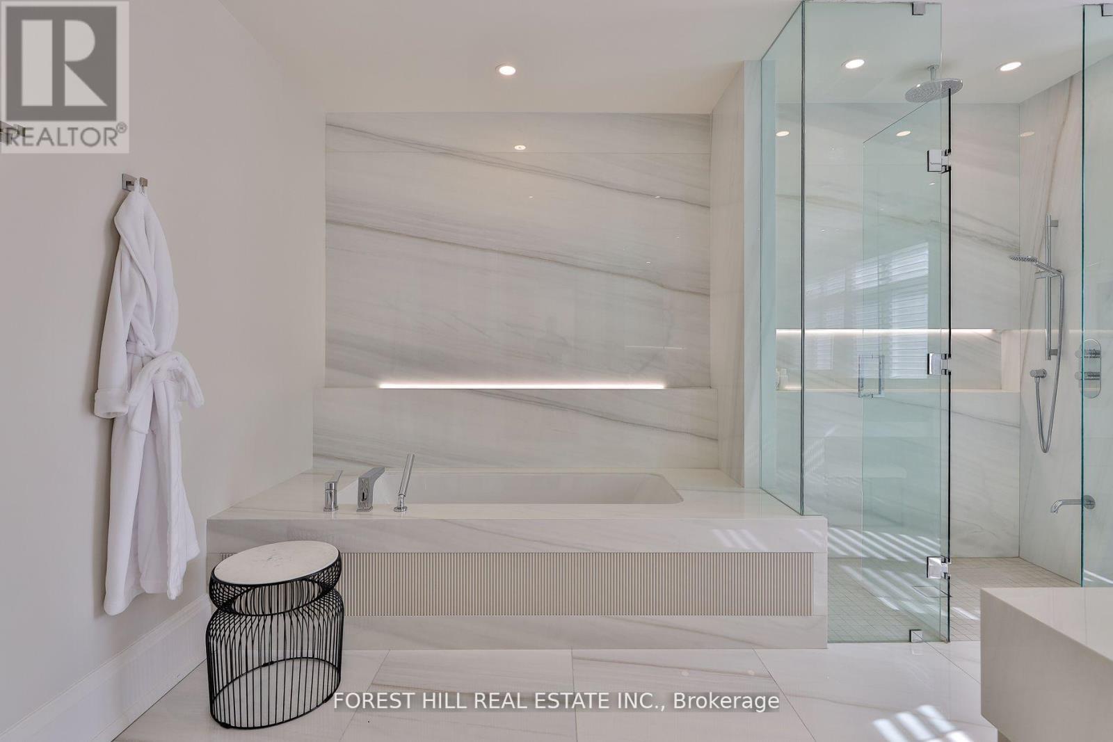 84 Botfield Avenue, Toronto (islington-city Centre West), Ontario