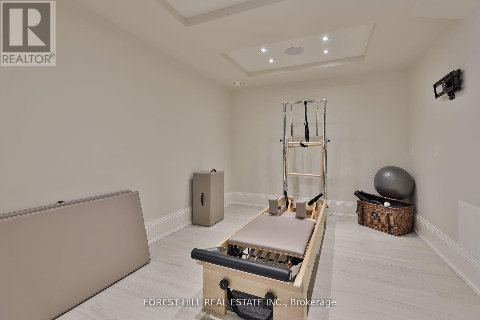 84 Botfield Avenue, Toronto (islington-city Centre West), Ontario