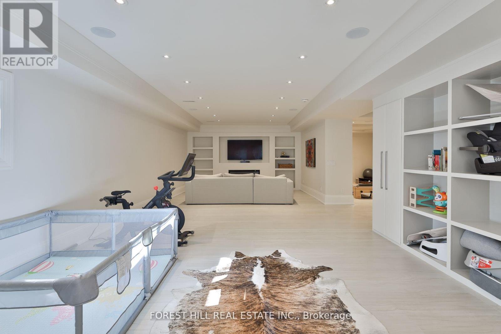 84 Botfield Avenue, Toronto (islington-city Centre West), Ontario