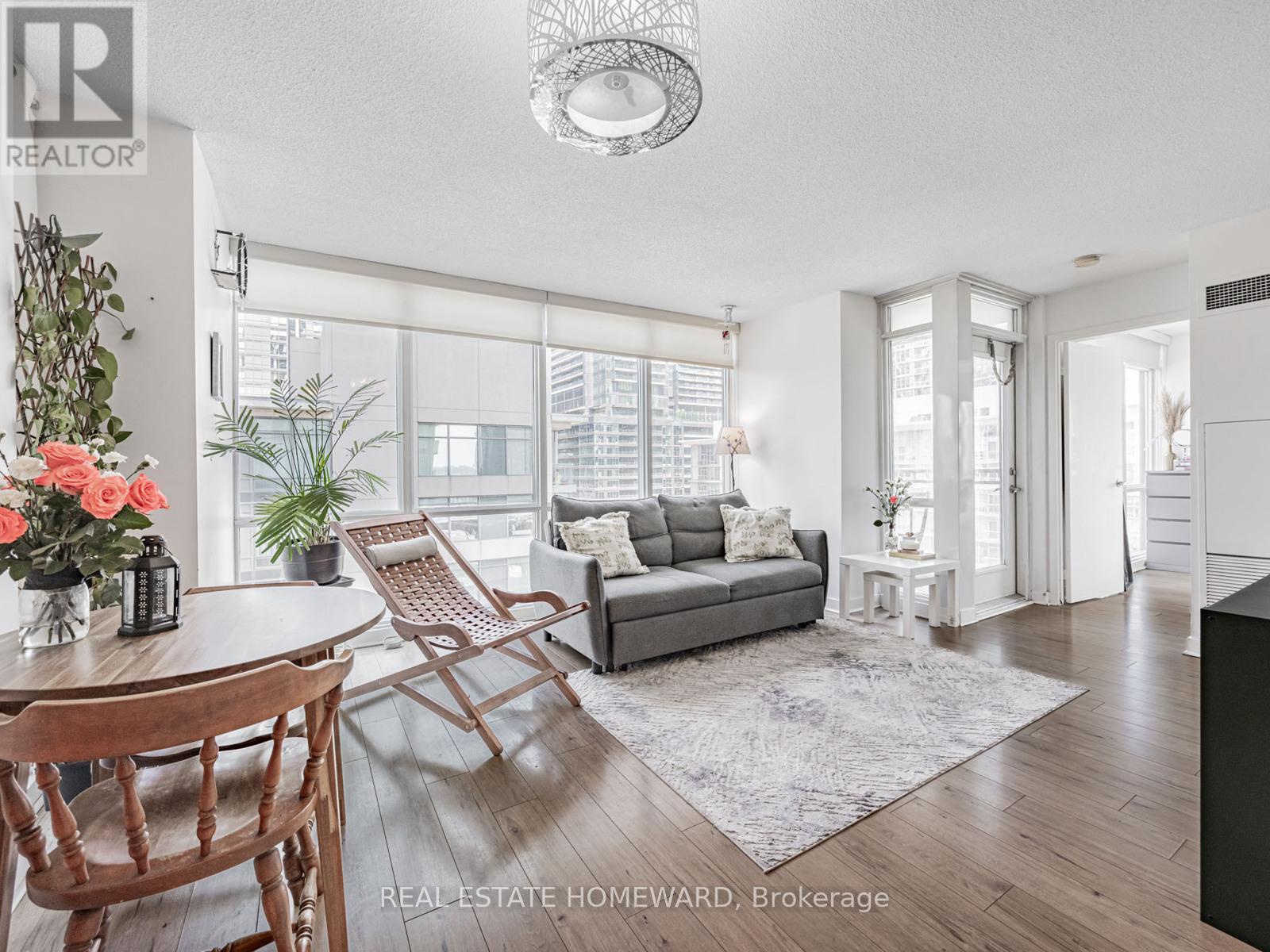 906 - 11 Brunel Court, Toronto (waterfront Communities), Ontario