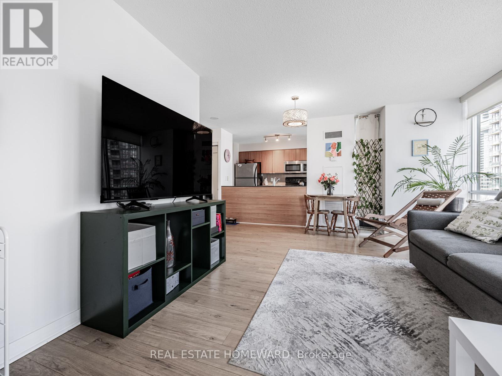 906 - 11 Brunel Court, Toronto (waterfront Communities), Ontario