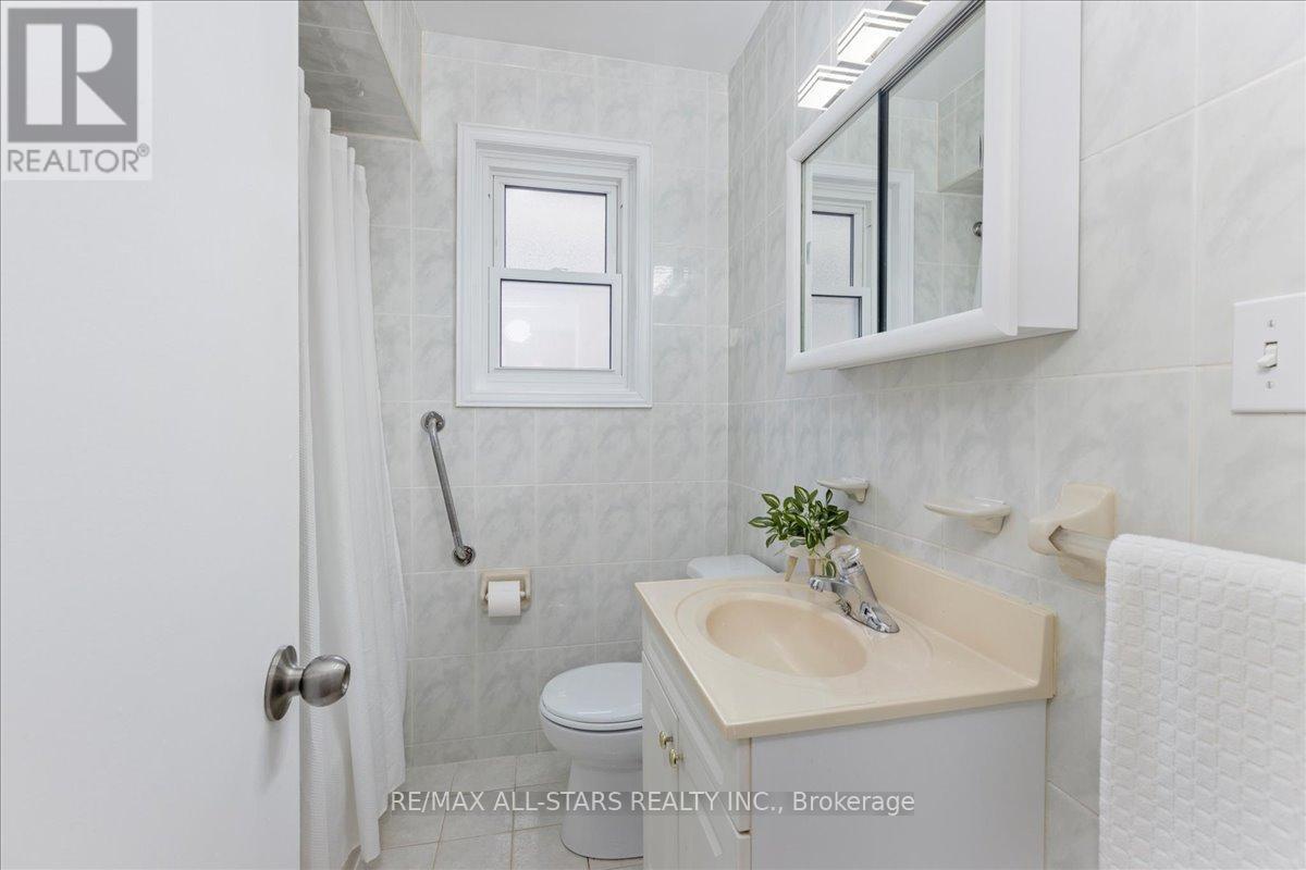 55 Sancrest Drive, Toronto (bendale), Ontario