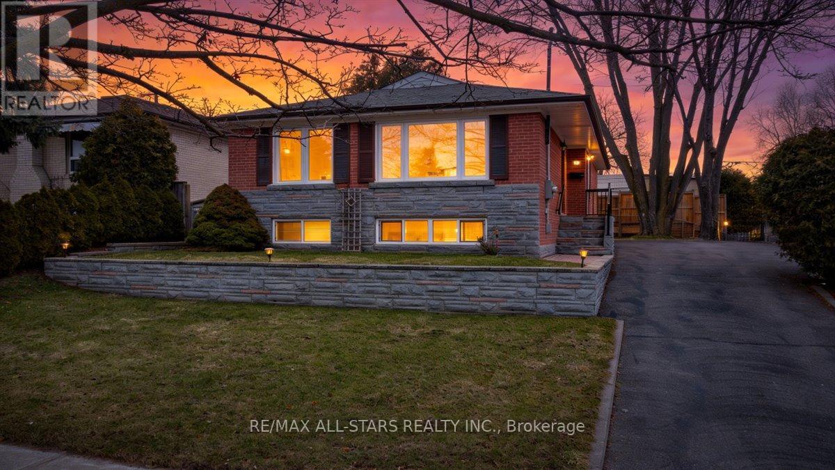 55 Sancrest Drive, Toronto (bendale), Ontario