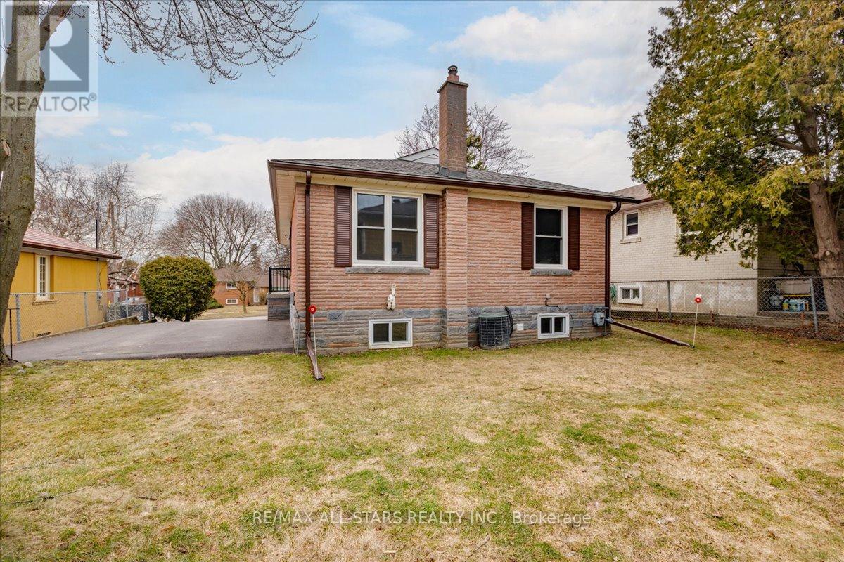 55 Sancrest Drive, Toronto (bendale), Ontario