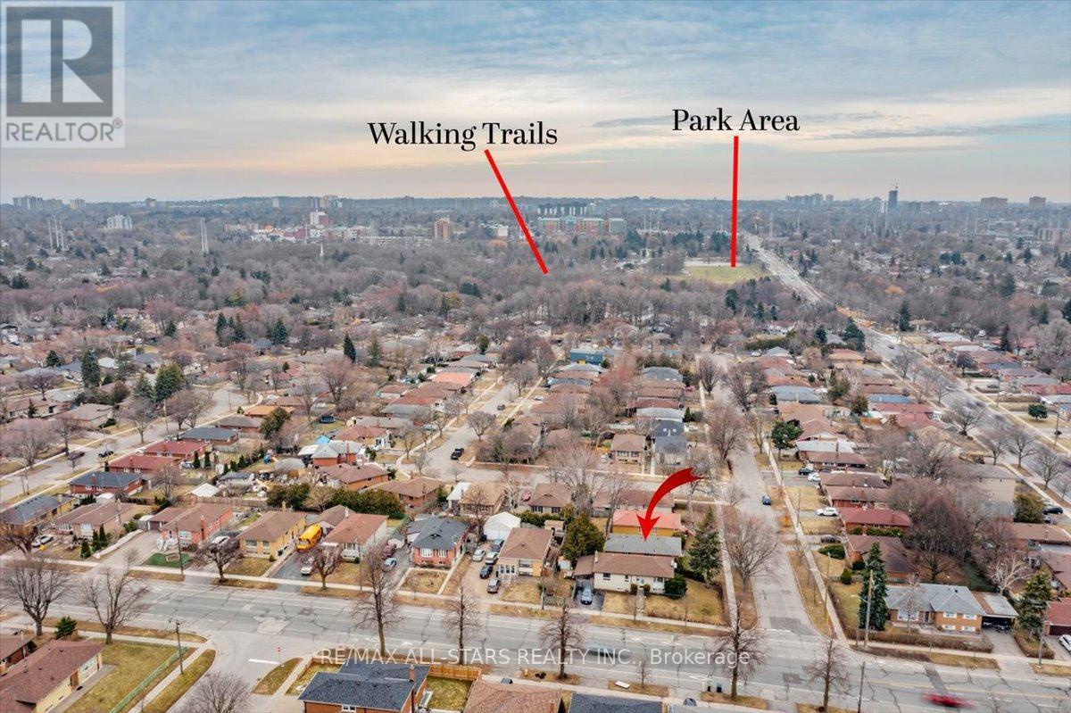 55 Sancrest Drive, Toronto (bendale), Ontario